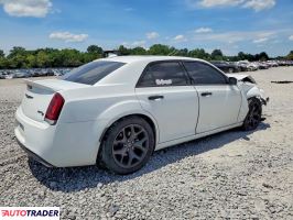 Chrysler 300C 2021 5