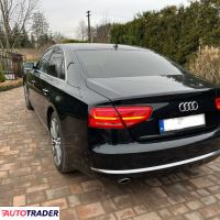 Audi A8 2013 4.1 350 KM