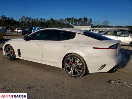 Kia Stinger 2021 3