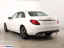 Mercedes C-klasa 2019 1.6 127 KM