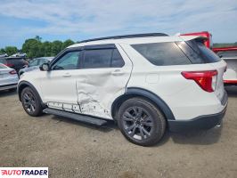 Ford Explorer 2022 2