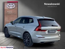 Volvo XC60 2018 2.0 235 KM