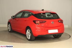 Opel Astra 2016 1.4 123 KM
