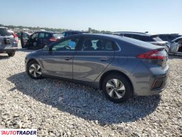 Hyundai IONIQ Hybrid 2019 1