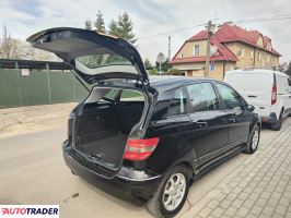 Mercedes B-klasa 2008 1.7 116 KM