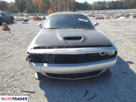 Dodge Challenger 2020 5