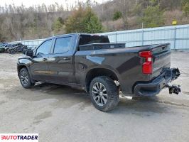 Chevrolet Silverado 2021 3