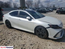 Toyota Camry 2025 2