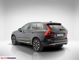Volvo XC60 2023 2.0 197 KM