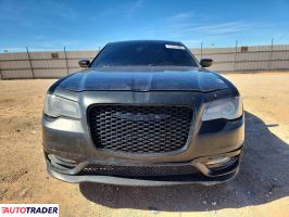 Chrysler 300C 2021 3