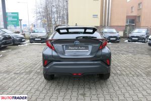 Toyota C-HR 2023 1.8 122 KM