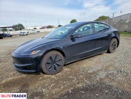 Tesla Model 3 2025