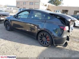 Tesla Model Y 2024 Tesla Model Y 2024