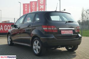 Mercedes B-klasa 2007 2.0 140 KM