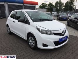 Toyota Yaris 2013 1.4 90 KM Toyota Yaris 2013 1.4 90 KM