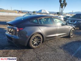 Tesla Model 3 2025