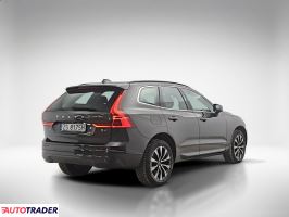 Volvo XC60 2022 2.0 197 KM