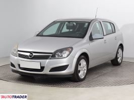 Opel Astra 2012 1.6 113 KM