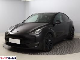 Tesla Model Y 2022 527 KM