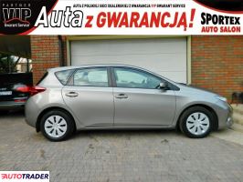 Toyota Auris 2013 1.3 100 KM Toyota Auris 2013 1.3 100 KM