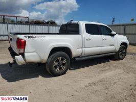 Toyota Tacoma 2019 3