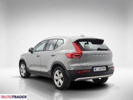 Volvo XC40 2024 1.5 129 KM