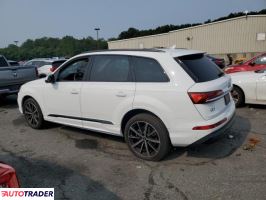 Audi Q7 2021 3