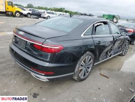 Audi A8 2021 4