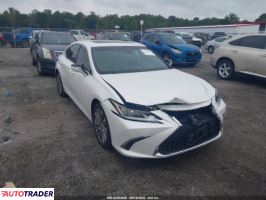 Lexus ES 2019 3