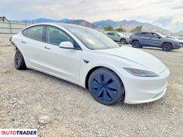 Tesla Model 3 2025