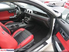 Ford Mustang 2022 5