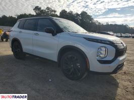 Mitsubishi Outlander 2024 2