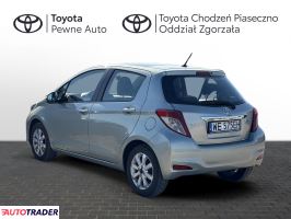Toyota Yaris 2012 1.3 99 KM