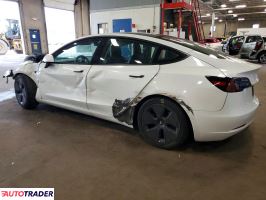 Tesla Model 3 2022