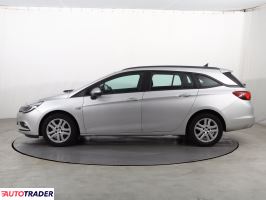 Opel Astra 2017 1.6 108 KM