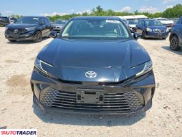 Toyota Camry 2025 2