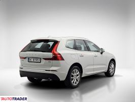 Volvo XC60 2021 2.0 197 KM