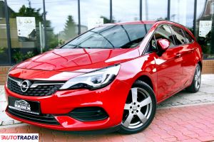 Opel Astra 2019 1.2 110 KM