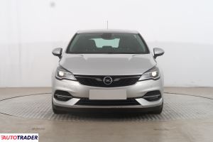 Opel Astra 2019 1.2 128 KM