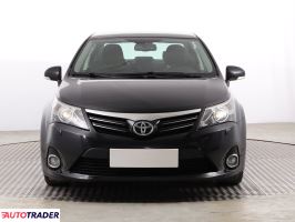 Toyota Avensis 2012 2.0 122 KM