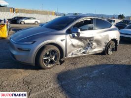 Tesla Model Y 2026