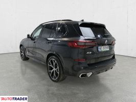 BMW X5 2022 3.0 340 KM