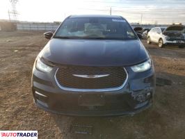 Chrysler Pacifica 2025 3