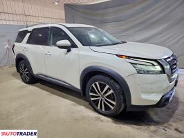 Nissan Pathfinder 2023 3