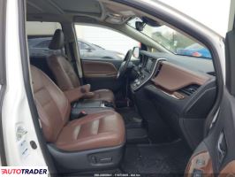 Toyota Sienna 2020 3