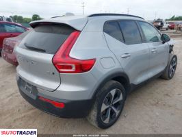 Volvo XC40 2024 2