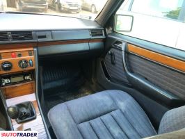 Mercedes W-124 1992 2.3 97 KM