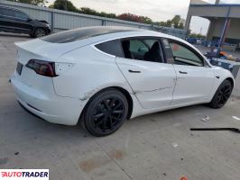 Tesla Model 3 2019 Tesla Model 3 2019
