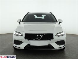 Volvo V60 2019 2.0 147 KM