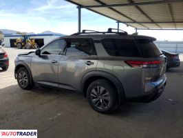 Nissan Pathfinder 2022 3